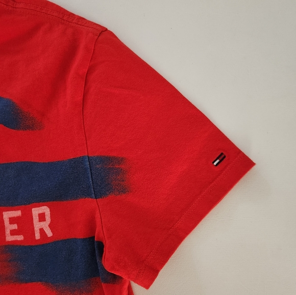 Tommy Hilfiger Shortsleeve Crewneck Graphic T-shirt - Picture 8 of 9